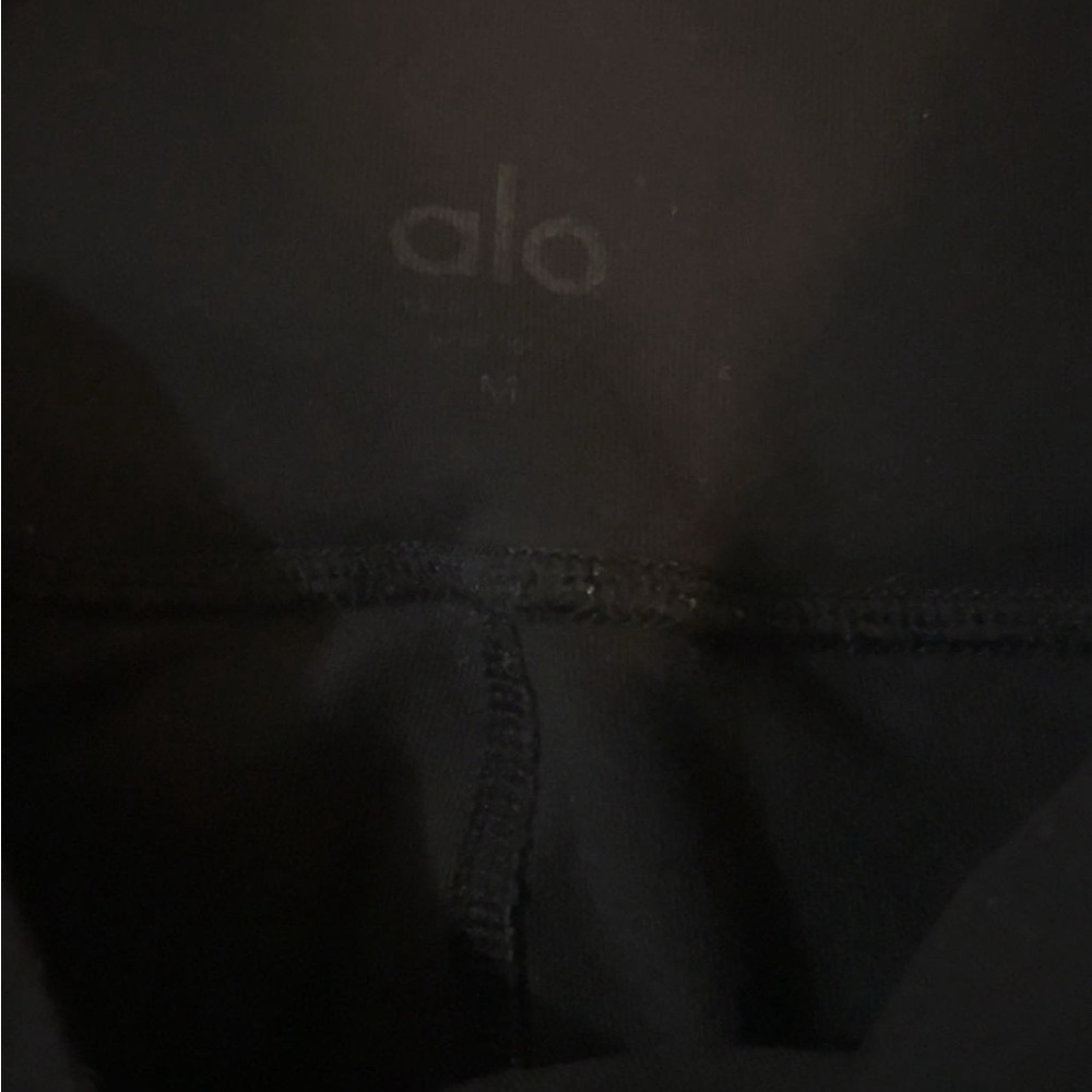 Women’s ALO leggings size medium